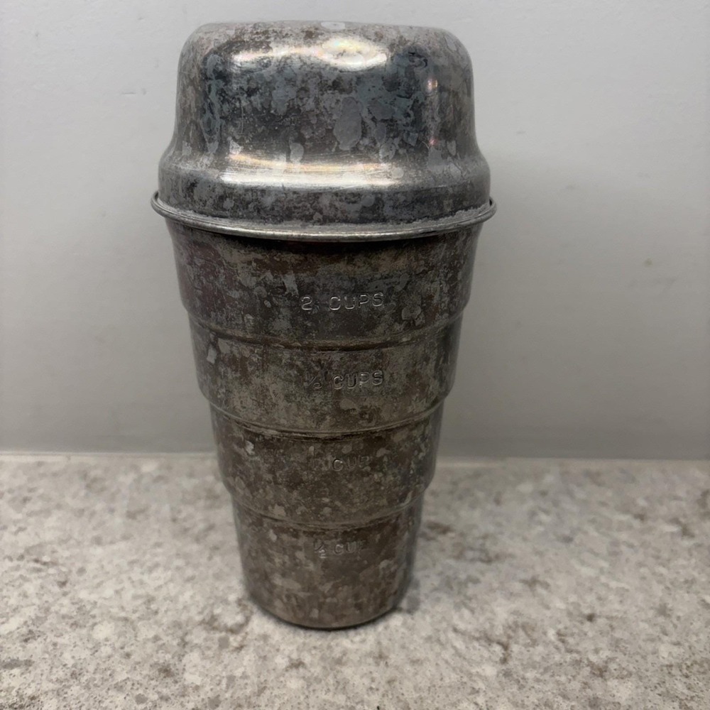 Vintage Aluminum Measuring Cup and Shaker with Lid Mixette 2 Cup